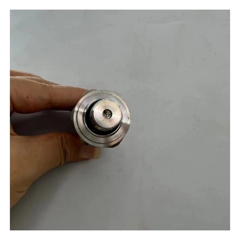 Capteur haute pression VOE17253748 pour pelles Volvo